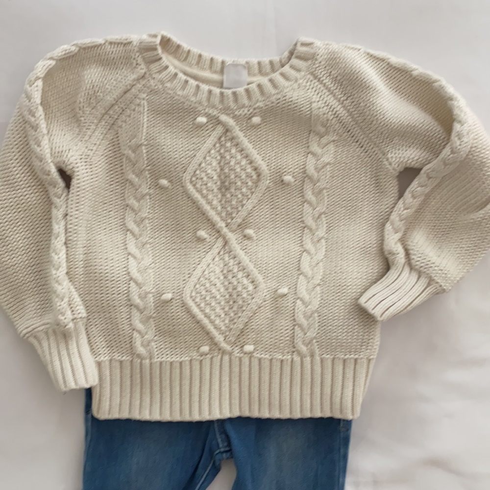 Gap Ivorycable knit sweater